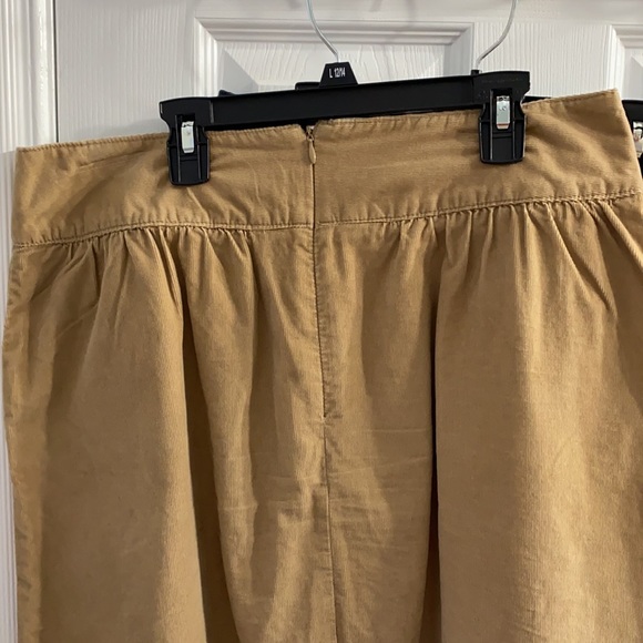 3 pairs of EUC Old Navy corduroy skirts size 10 - Picture 3 of 7